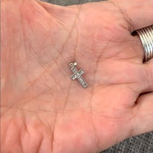 14k white gold. Stamped  diamond cross